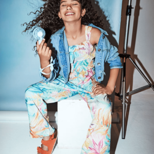 Conjunto pantalón largo estampado y top chica SS25
